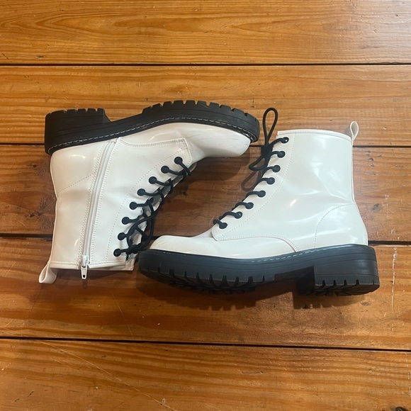 Forever 21 Shoes - (467) WHITE BOOTS